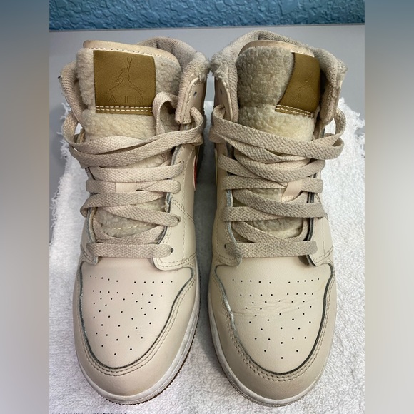 Nike Air Jordan’s - Picture 4 of 9